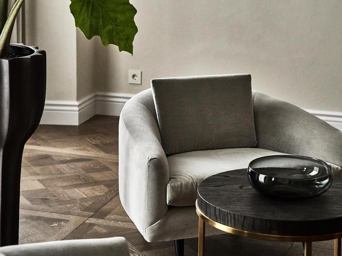 Hotel Pacai, Vilnius, A Member Of Design Hotels Екстериор снимка A chair and a table