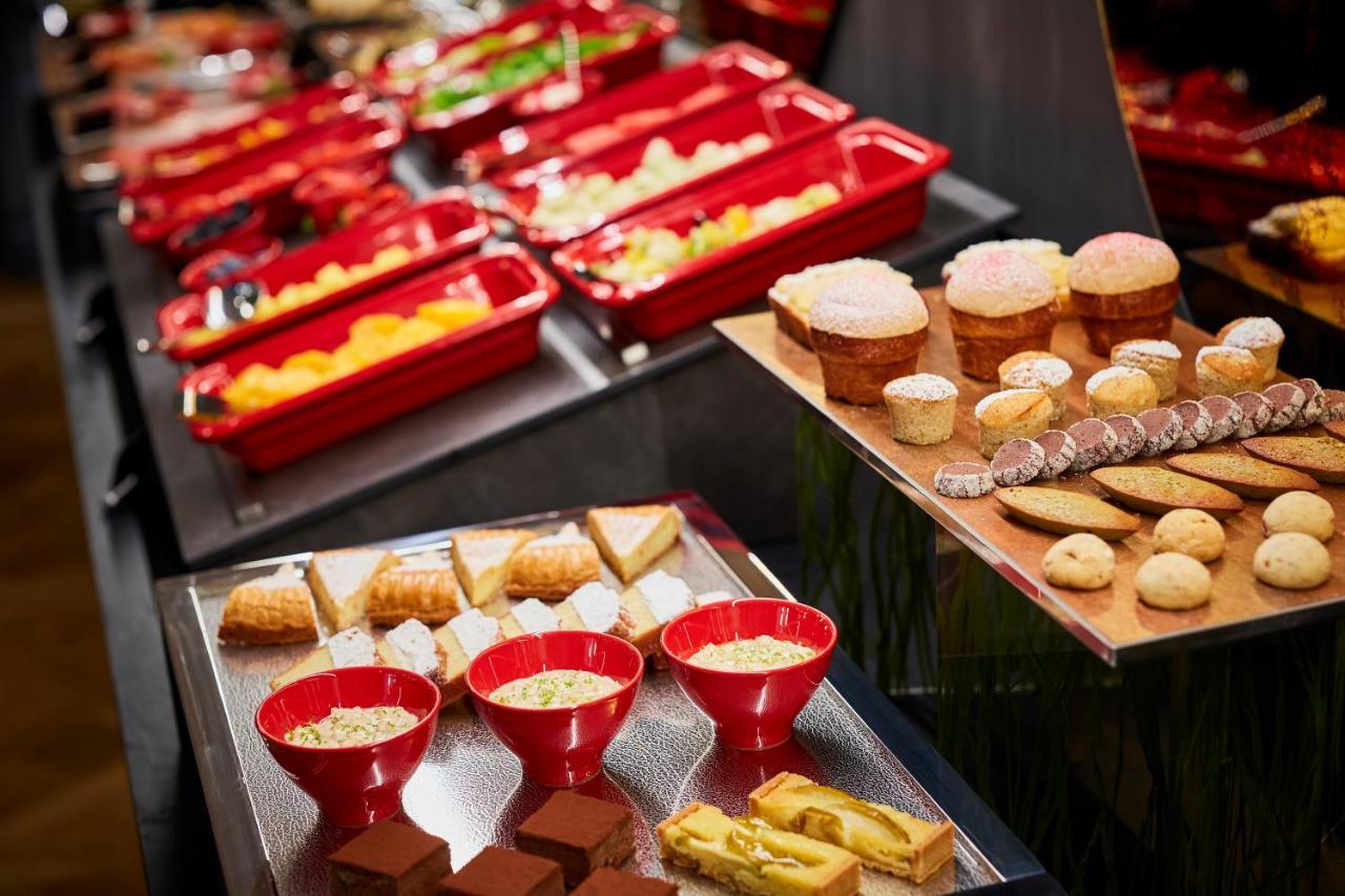 Hotel Pacai, Vilnius, A Member Of Design Hotels Екстериор снимка A buffet at a hotel